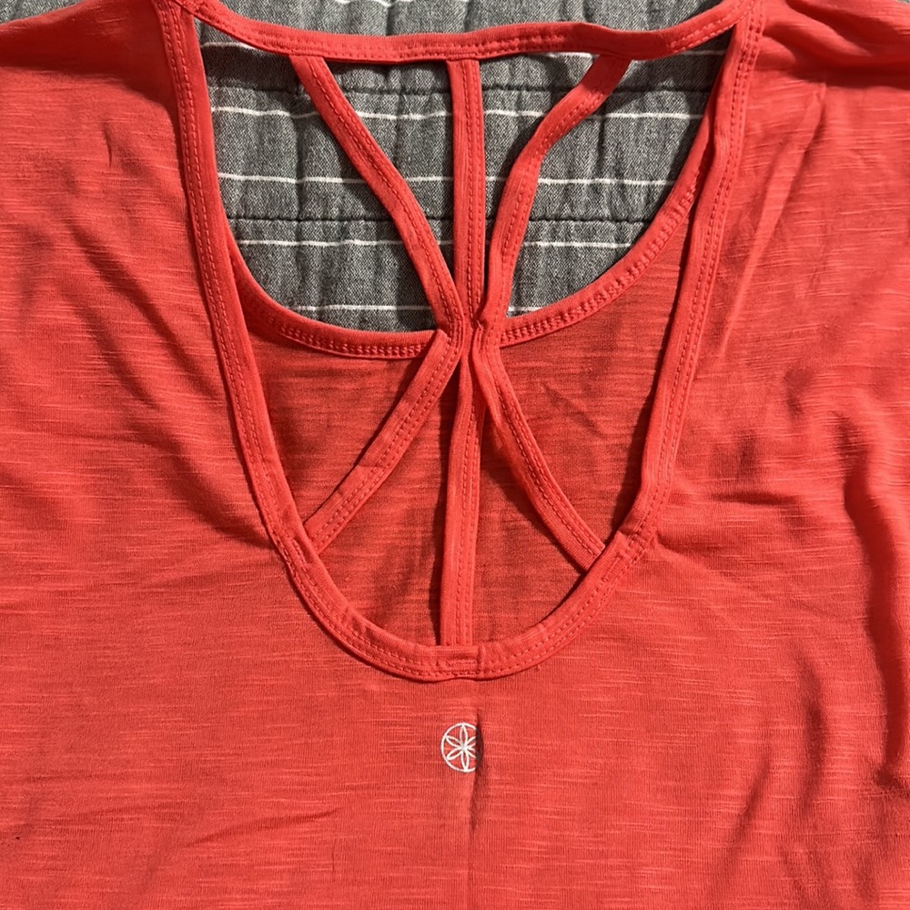 Gaiam performance tee - Picture 3 of 4